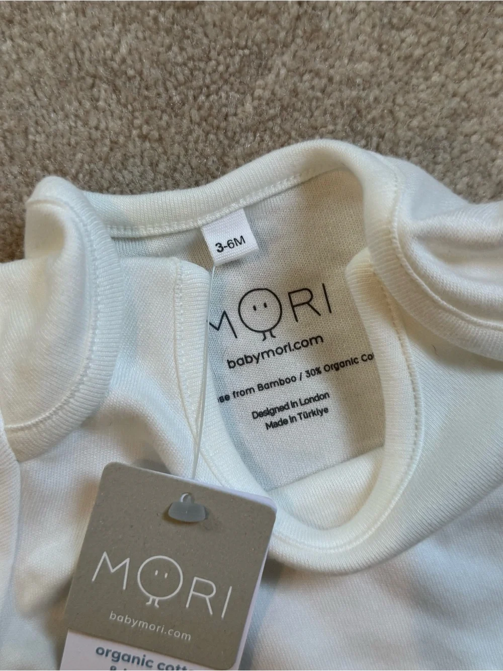 MORI Cream Short-Sleeve Cotton Baby Bodysuit